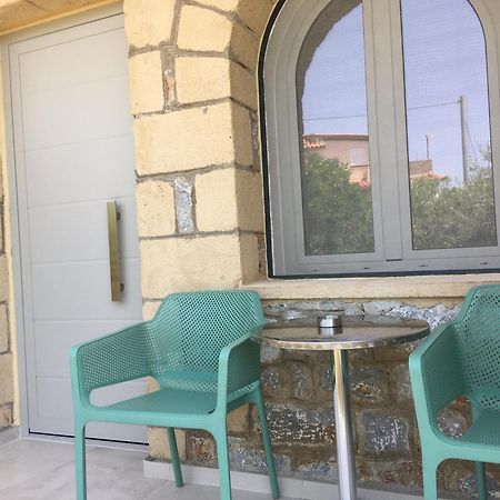 Το Πετρινο / The Petrino Apartments 斯陶帕 外观 照片