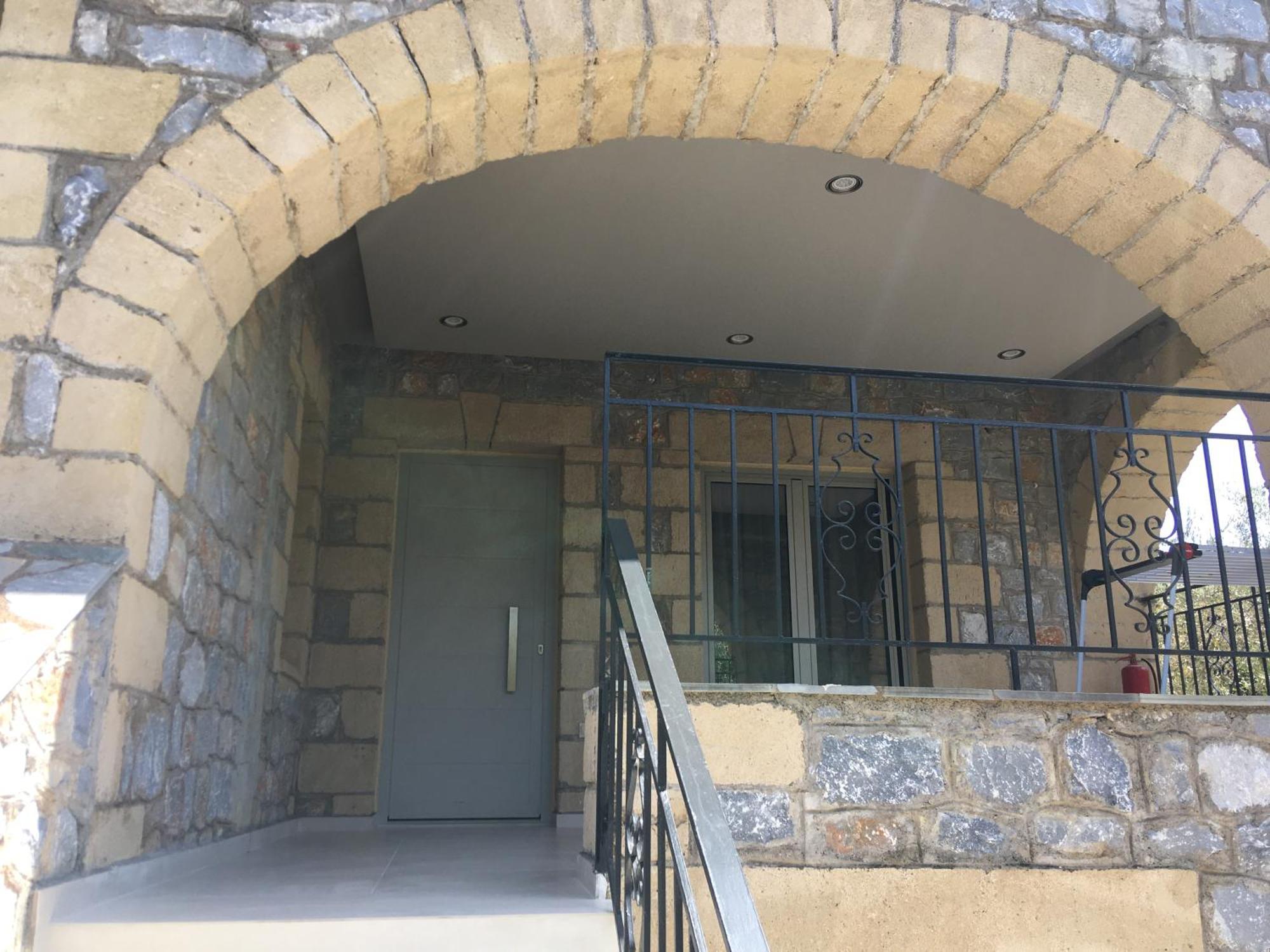 Το Πετρινο / The Petrino Apartments 斯陶帕 客房 照片